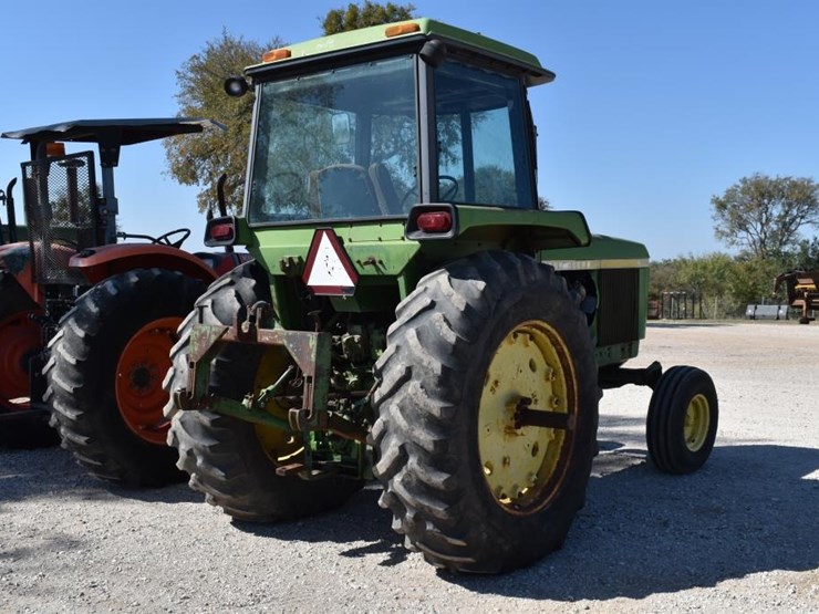 john-deere-4430-image-3