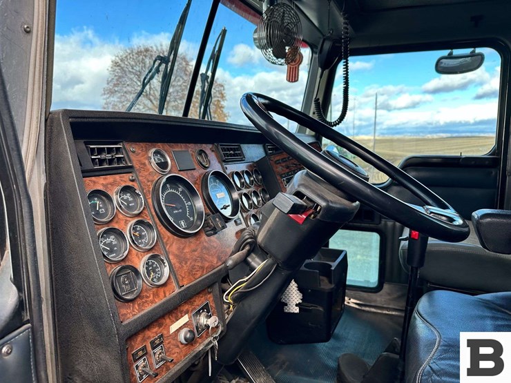 2000-kenworth-t800-image-64