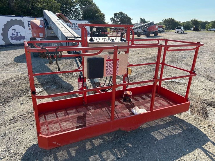 2015-skyjack-sj86t-image-15