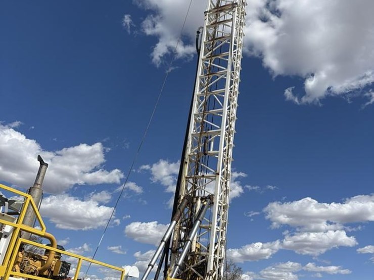 caterpillar-c15-image-1