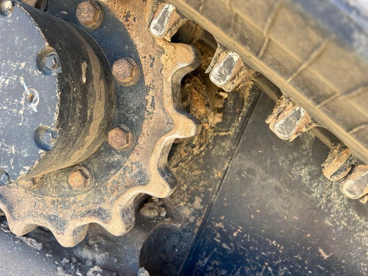 2015-kubota-svl75-2-image-13