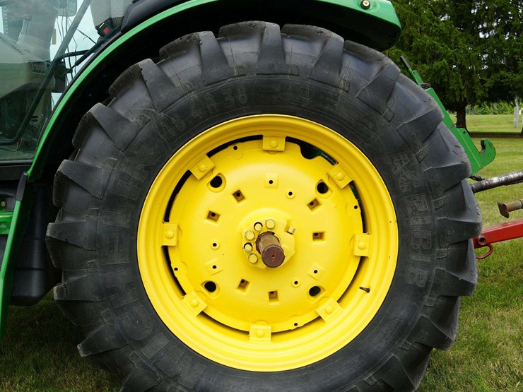 john-deere-6125r-image-31