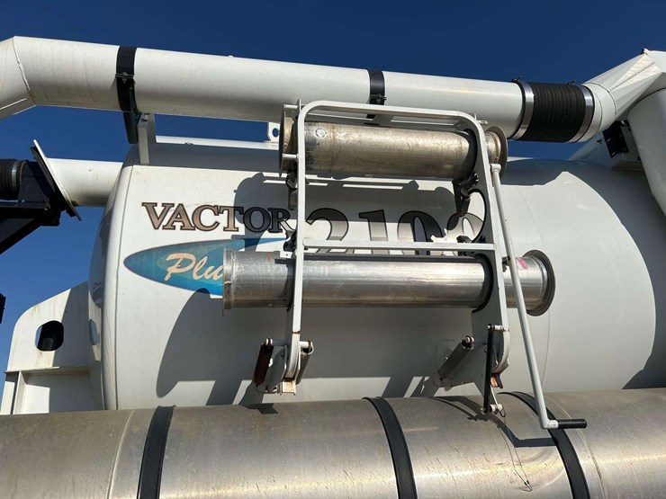 2012-international-workstar-7500-image-14