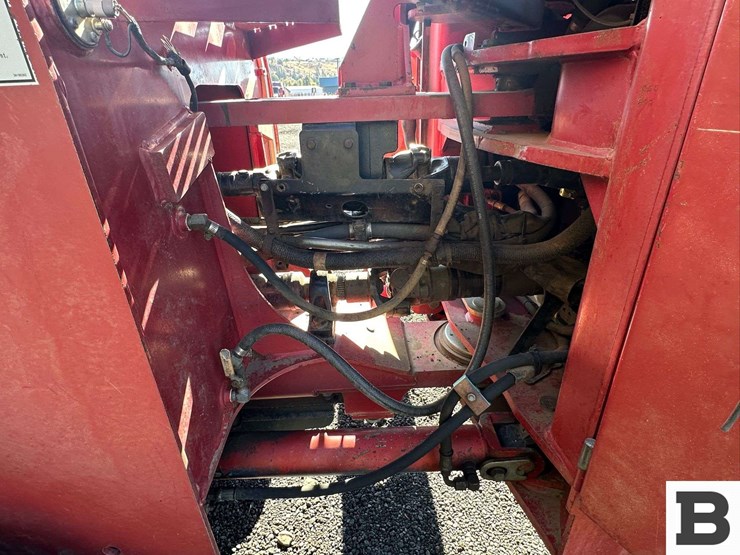 2002-case-ih-stx450-image-43