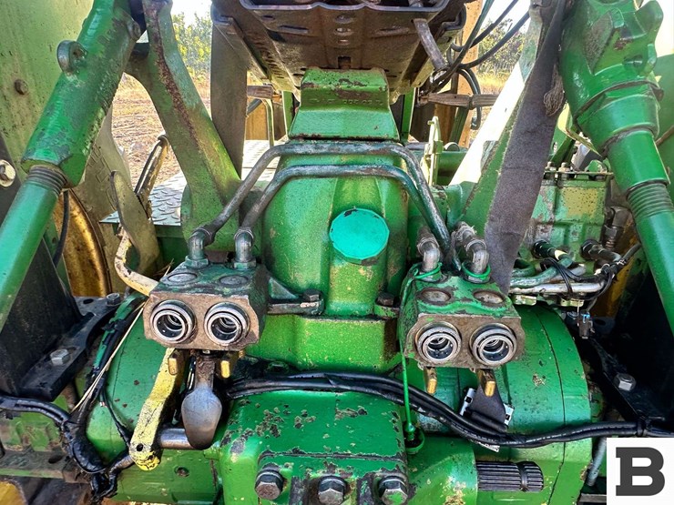 john-deere-2840-image-23