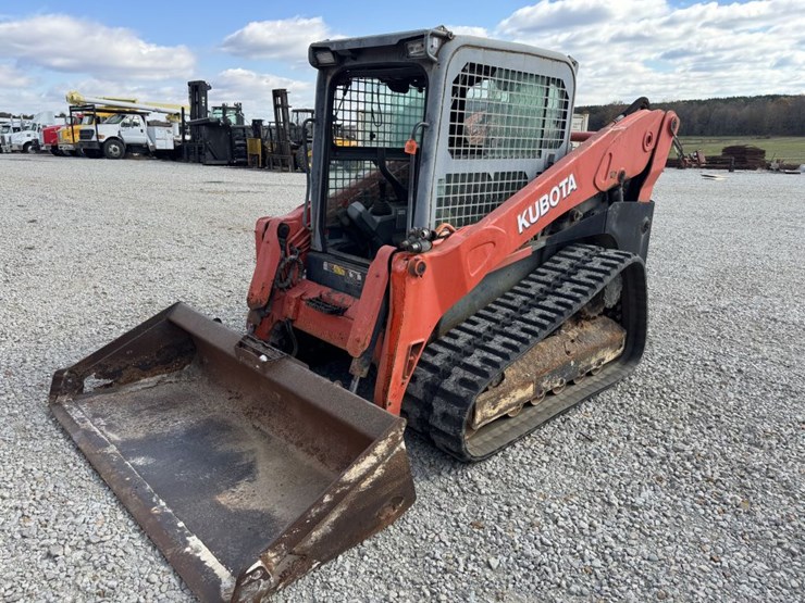 2010-kubota-svl90-image-1