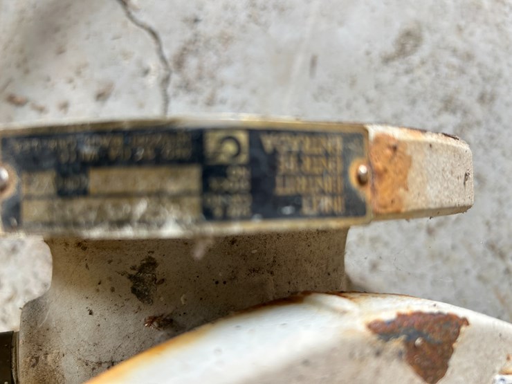 #30449-•-lot-of-(2)-control-valves-image-7