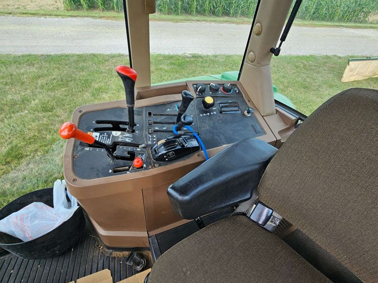 1994-john-deere-7200-image-5