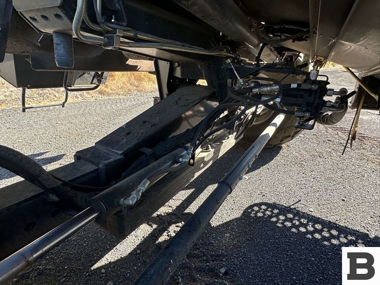 2017-case-ih-9240-image-51