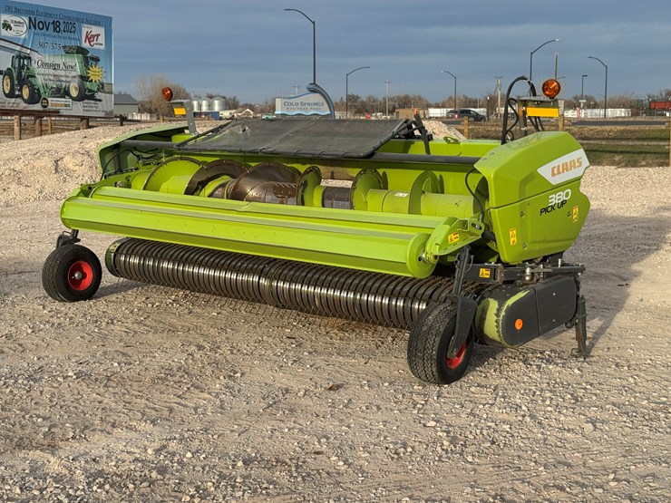 claas-380-image-1