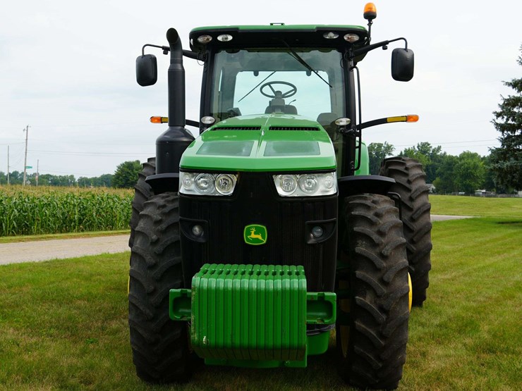 2011-john-deere-8285r-image-15