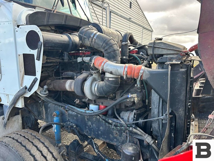 2000-kenworth-t800-image-11