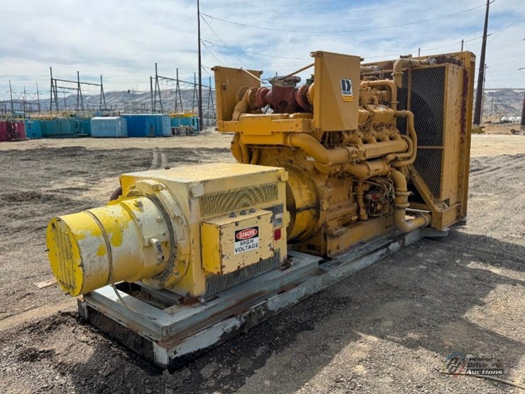 caterpillar-d379-image-7