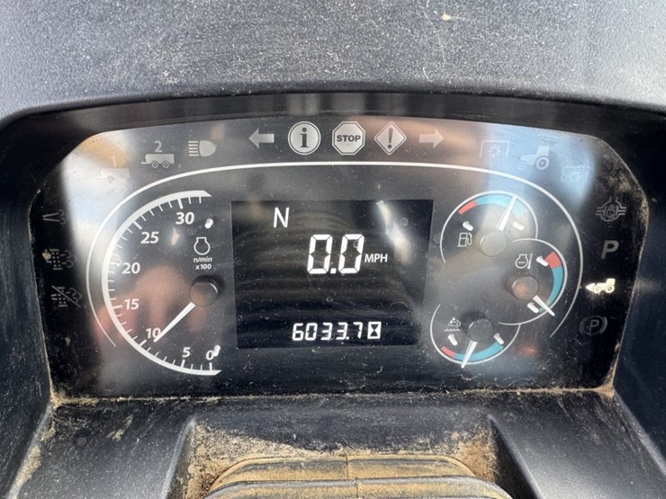 john-deere-6120e-image-10