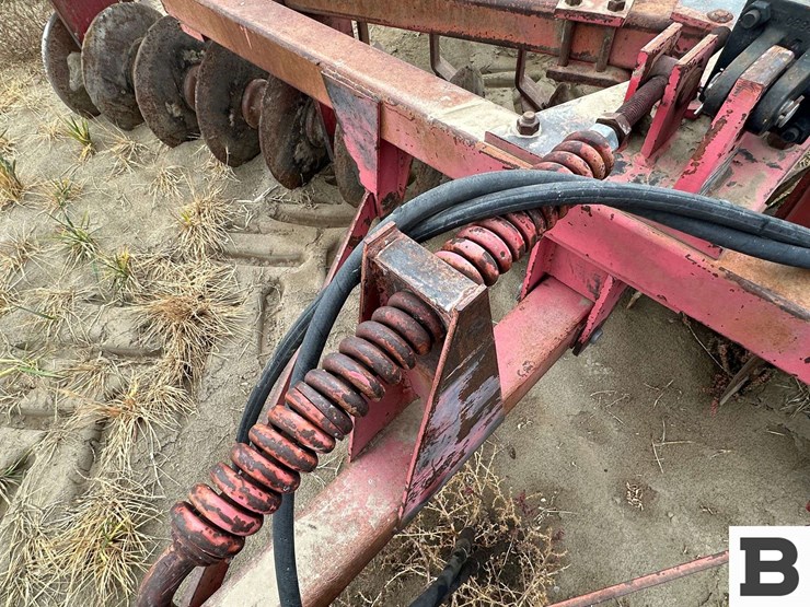 massey-ferguson-720-image-9