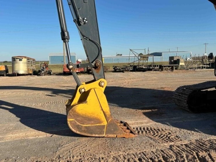 2023-john-deere-210p-excavator-image-19