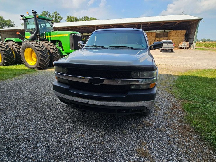 2002-chevrolet-2500hd-image-9