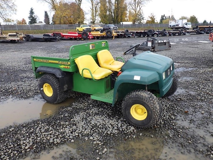 john-deere-gator-image-3
