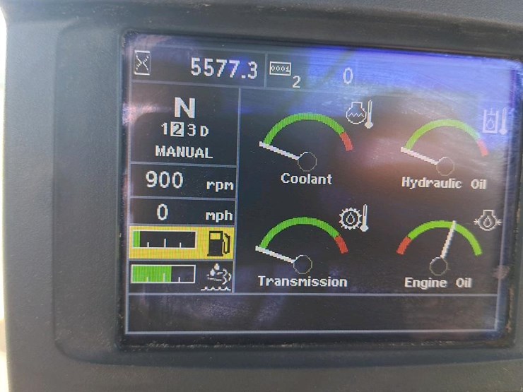 2018-deere-544k-image-13