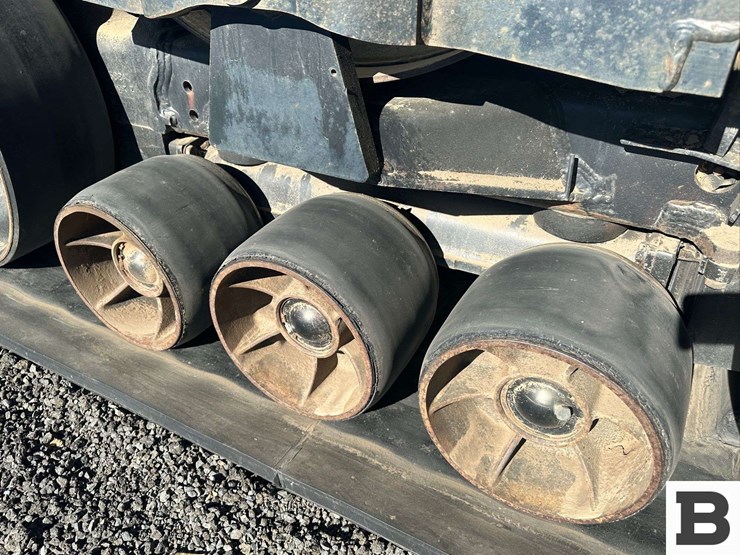 2002-case-ih-stx450-image-24