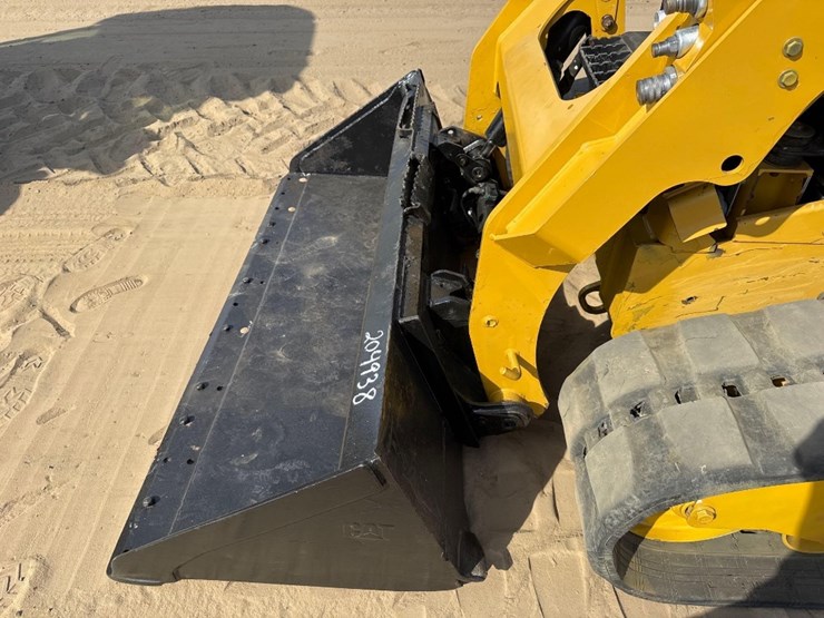 2019-caterpillar-259d-image-22