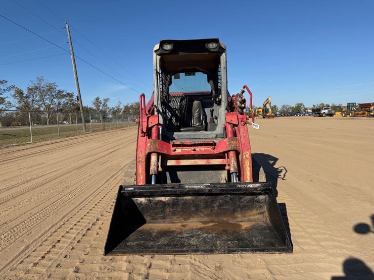 2019-takeuchi-tl12v2-image-3