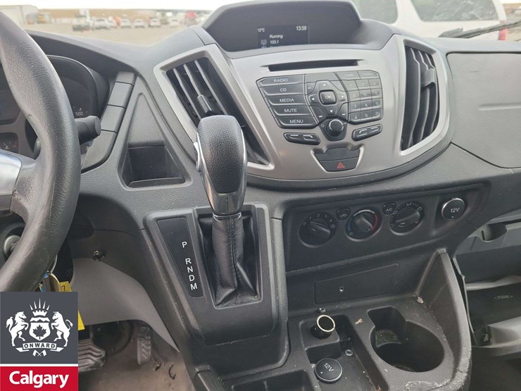 2017-ford-transit-image-11