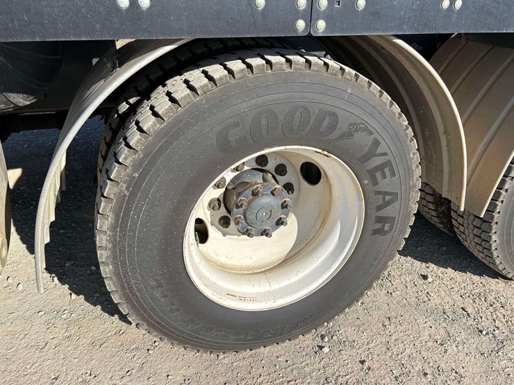 2012-international-workstar-7500-image-32