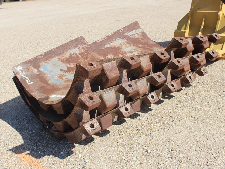 #2760-•-sheepfoot-roller-pads-image-1