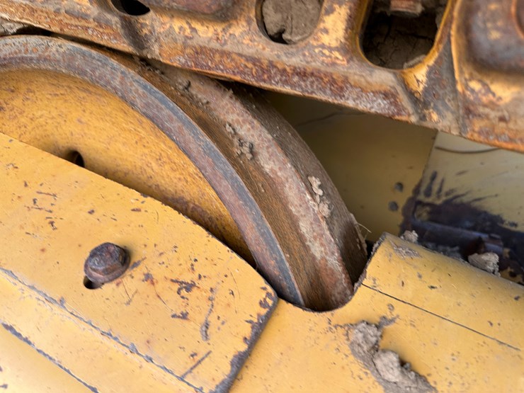 caterpillar-d5k2-image-8