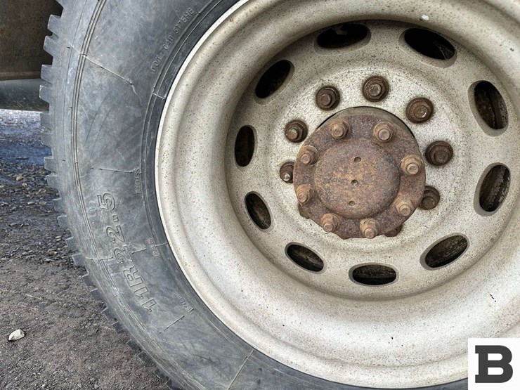 2008-peterbilt-386-image-45