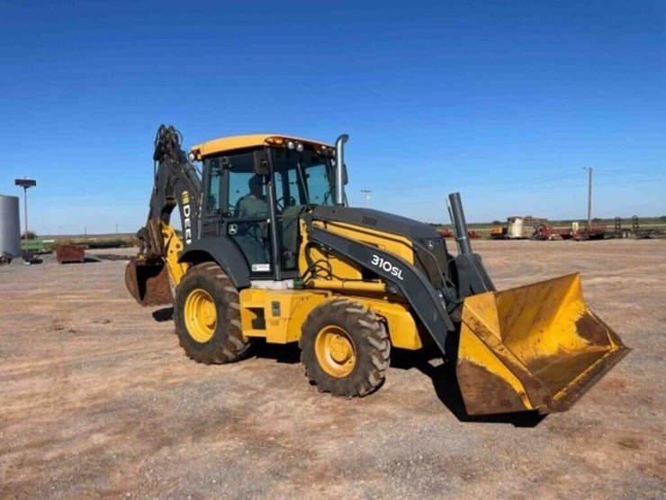 2015-deere-310sl-image-1