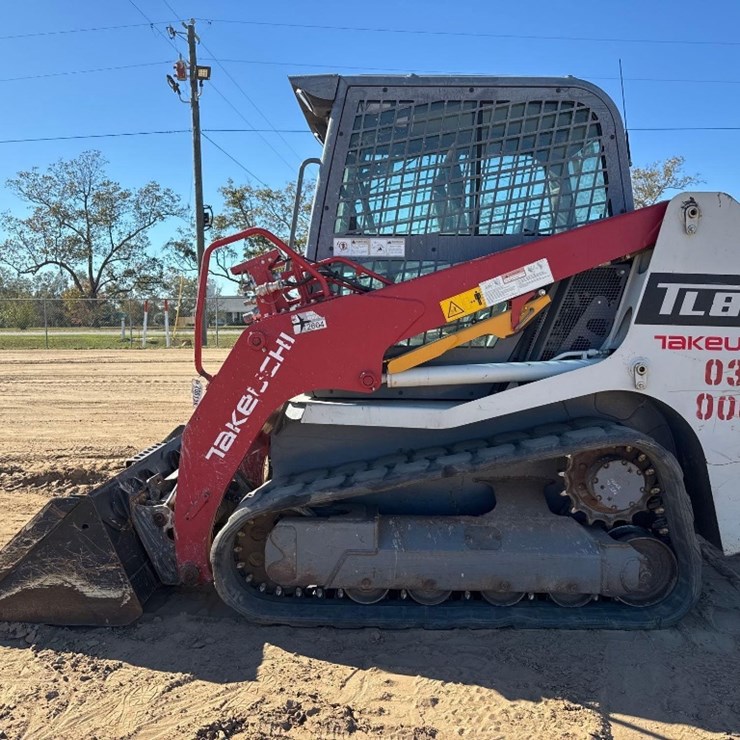 2021 TAKEUCHI TL8R2