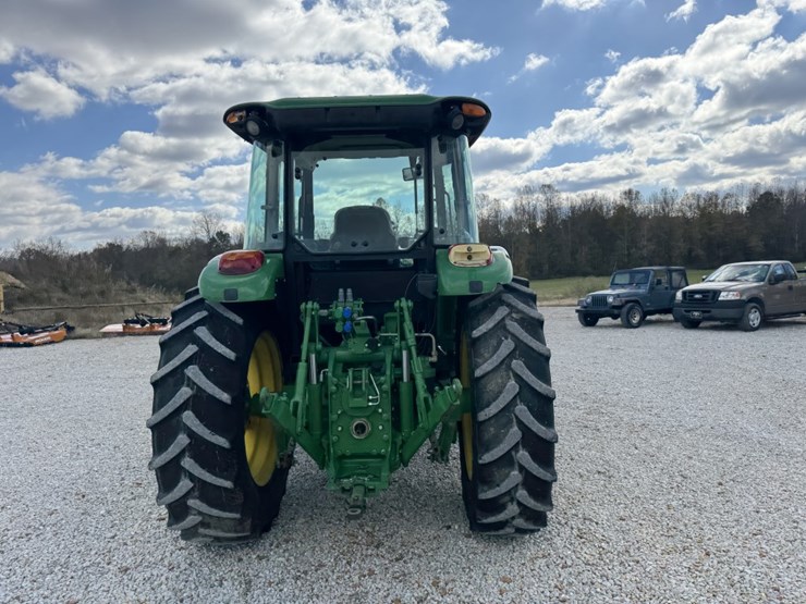 john-deere-6120e-image-6