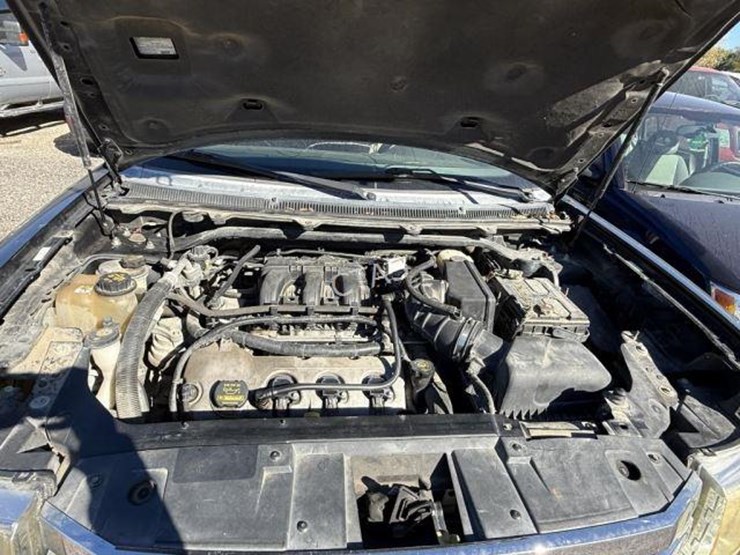 2010-ford-flex-image-15