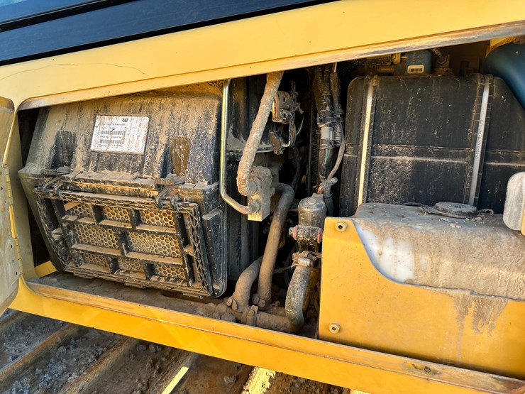 caterpillar-d5k2-image-47