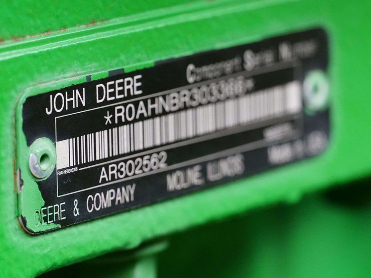 2011-john-deere-8285r-image-68