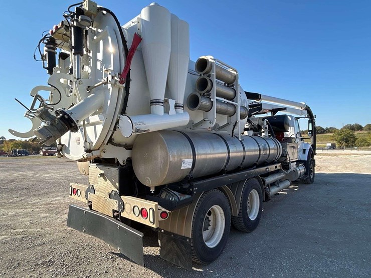 2012-international-workstar-7500-image-4