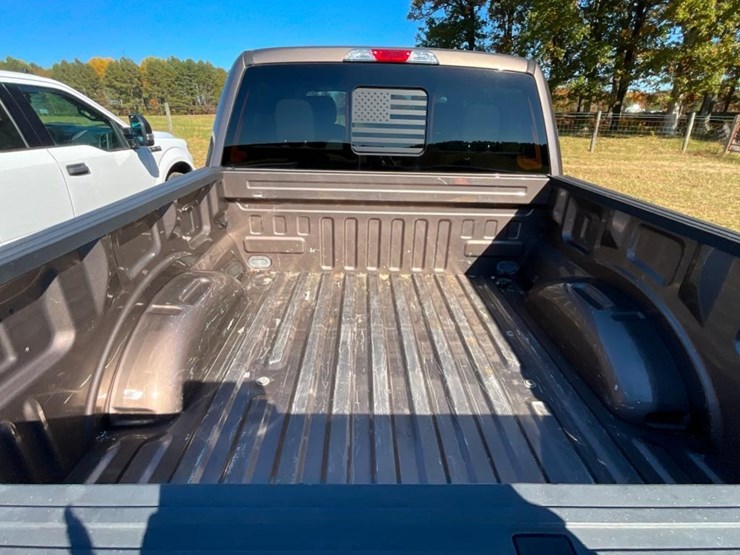 2018-ford-f150-xlt-image-9