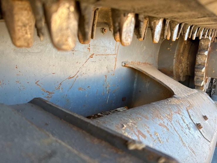 2021-takeuchi-tl8r2-image-11