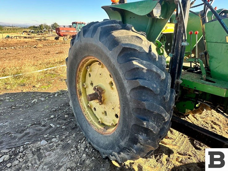 john-deere-2840-image-19