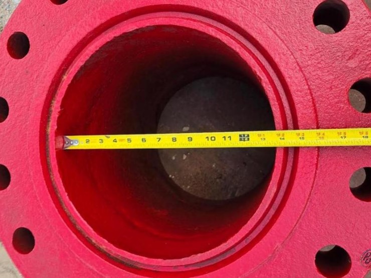 13-5/8"-x-1'6"-wellhead-spacer-spool-image-4