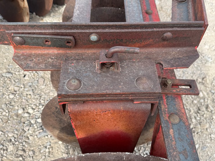 massey-ferguson-3-image-14