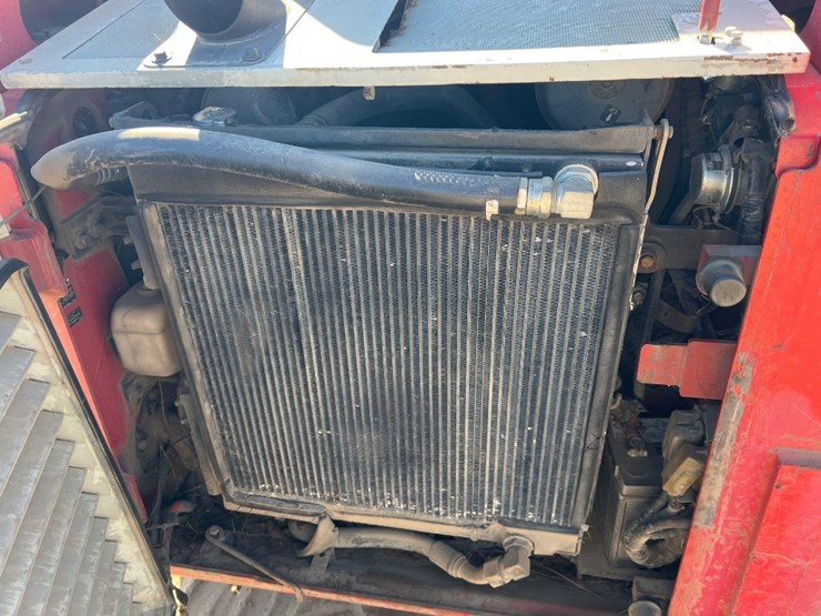 2012-takeuchi-tl230-image-23