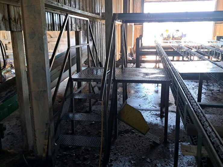 #143-•-steel-staircase-and-platform-image-6