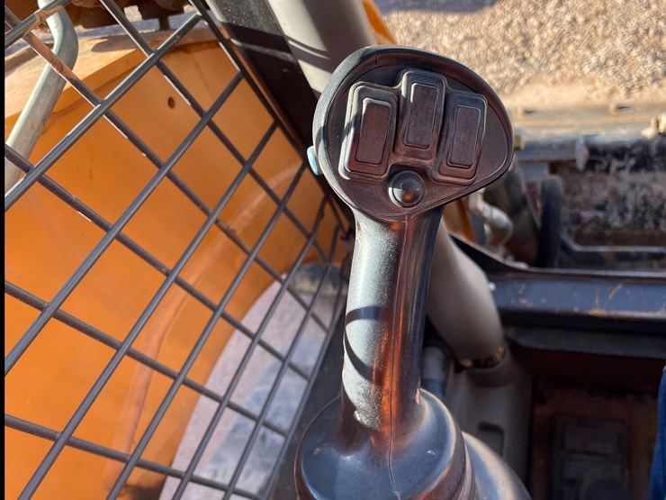 2015-case-tr270-image-12