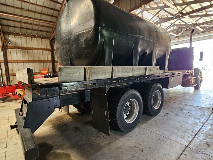 2005-kenworth-t300-image-14