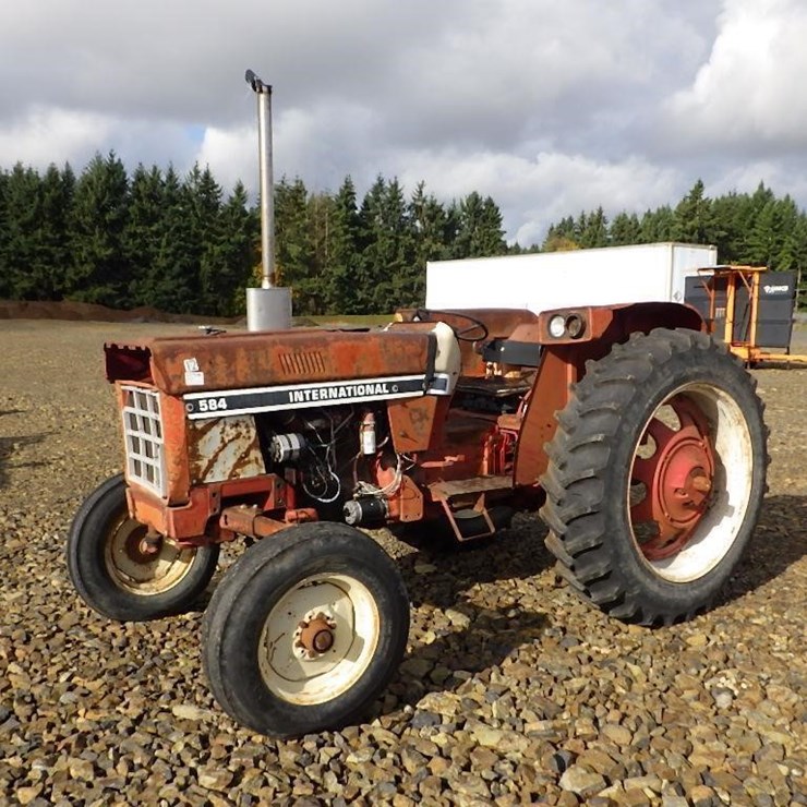 Massey Ferguson 584 Tractor