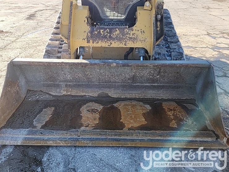 2021-caterpillar-289d3-image-15