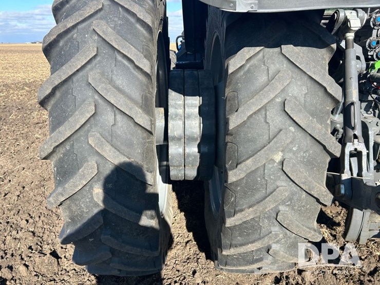 2020-massey-ferguson-8740s-image-22